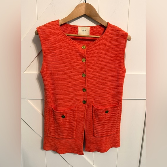 Onte Sweaters - ONTE Orange Textured Knit Sweater Vest Small Button Front Pocket Coastal Grandma